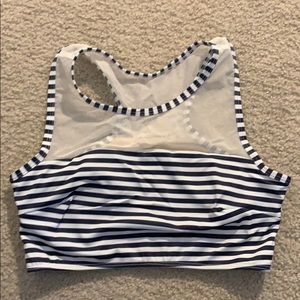 Albion Fit Size M Swim Top